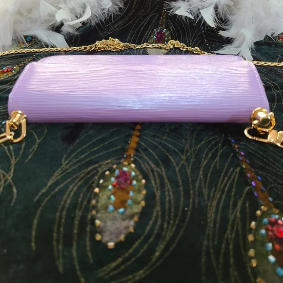 SOLD Louis Vuitton EPI long wallet/Clutch - Picture 5 of 13